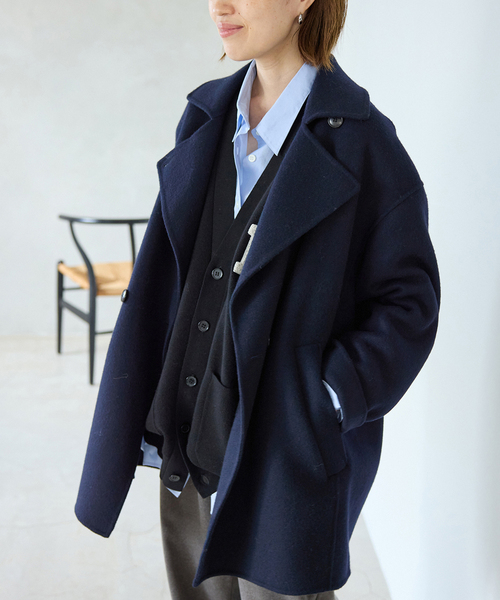 SLOBE IENA（スローブイエナ）の「《追加》souple wool ダブルフェイスミドルコート（ピーコート・レディース・キャメル/ネイビー・FREE）」の11枚目の写真