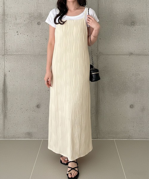 GeeRA（ジーラ）の「全骨格対応！ウェーブジャガードキャミワンピース（ワンピース・レディース・ブラウン/アイボリー/ブラック・X-LARGE/LARGE/MEDIUM）」の2枚目の写真