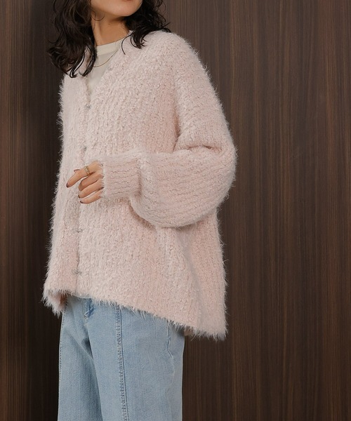 en CAnAF（エンカナフ）の「【ゆるっと抜け感で女性らしさが漂う】タッセルボールシャギーカーディガン（カーディガン/ボレロ・レディース・ネイビー/ピンク/アイボリー・フリー）」の17枚目の写真