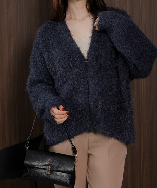 en CAnAF（エンカナフ）の「【ゆるっと抜け感で女性らしさが漂う】タッセルボールシャギーカーディガン（カーディガン/ボレロ・レディース・ネイビー/ピンク/アイボリー・フリー）」の10枚目の写真