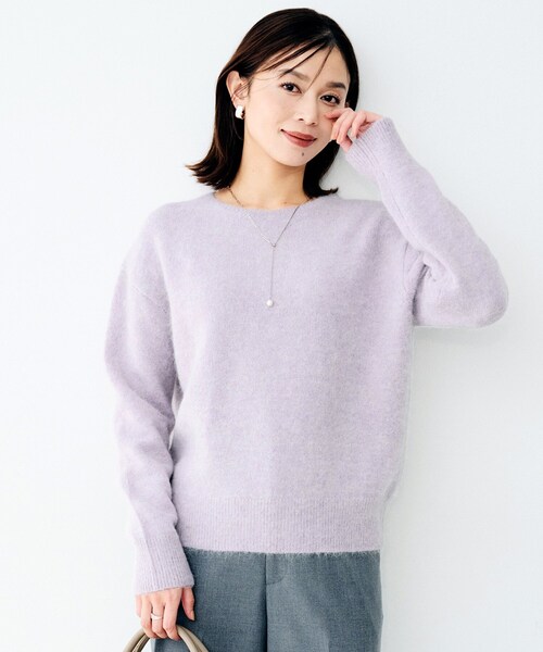UNTITLED(アンタイトル)の「ヘアリークルーネックニット(ニット/セーター・レディース・ベージュ/ライトグレー・02)」の8枚目の写真