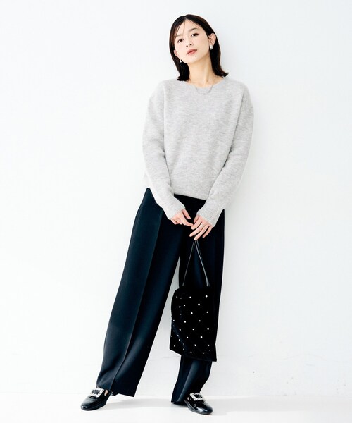 UNTITLED(アンタイトル)の「ヘアリークルーネックニット(ニット/セーター・レディース・ベージュ/ライトグレー・02)」の14枚目の写真
