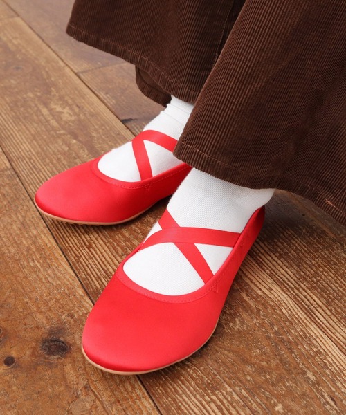 Dot＆Stripes CHILD WOMAN（ドットアンドストライプス　チャイルドウーマン）の「ANNIEL 革/サテン クロスバレーシューズ（バレエシューズ・レディース・シルバー/レッド系その他・37/36/40/39/38）」の4枚目の写真