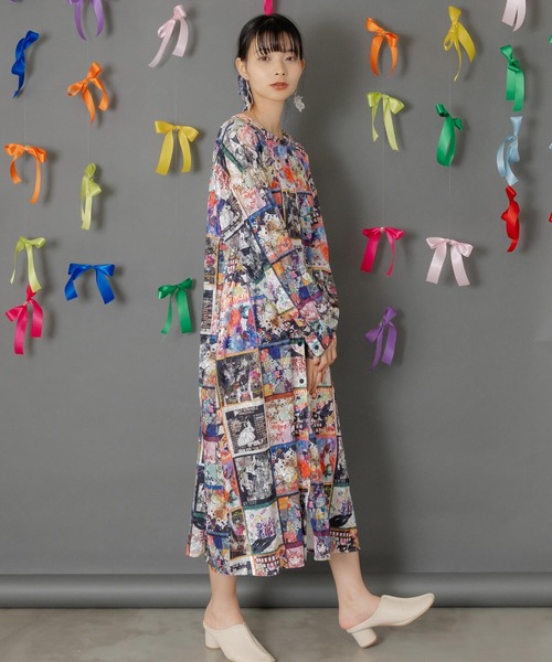 ScoLar（スカラー）の「153759：アニマル×蝶柄 前開きクラッシュベロアワンピース（ワンピース・レディース・ブルー/オレンジ・M）」の18枚目の写真