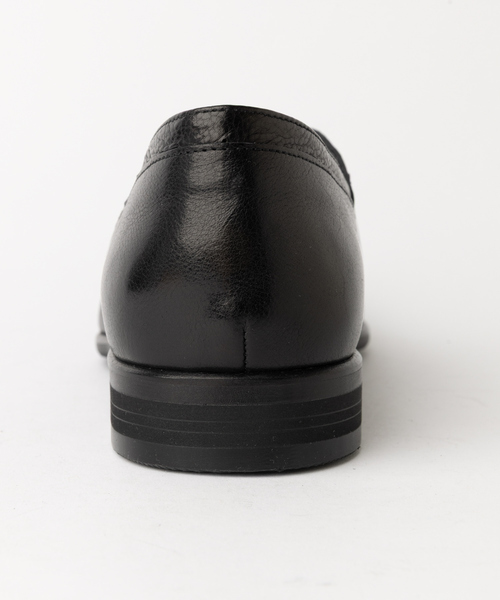 alfredoBANNISTER(アルフレッドバニスター)の「【26S/S】Vカット レザー スリッポン シューズ(スリッポン・メンズ・ブラック/ブラック系その他・42/41/40/39/45/44/43)」の6枚目の写真