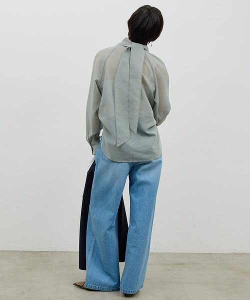 GALLARDAGALANTE（ガリャルダガランテ）の「【手洗い可】シアーボウタイブラウス（シャツ/ブラウス・レディース・ライトグレー/オフホワイト・FREE）」の10枚目の写真