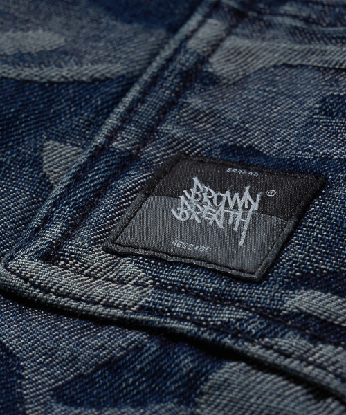 BROWNBREATH（ブラウンブレス）の「CAMO BIG POCKET DENIM PANTS - INDIGO（デニムパンツ・レディース・その他・S/M/L/XL）」の8枚目の写真