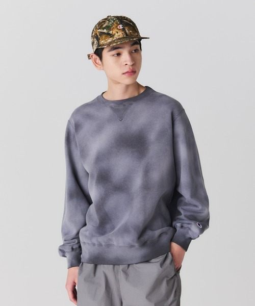 Champion(チャンピオン)の「【Champion/チャンピオン】直営限定コレクション メンズ クルーネックスウェットシャツ(スウェット・メンズ・ブルー系その他2/アーミー/ブラック系その他・X-LARGE/LARGE/MEDIUM/SMALL)」の1枚目の写真