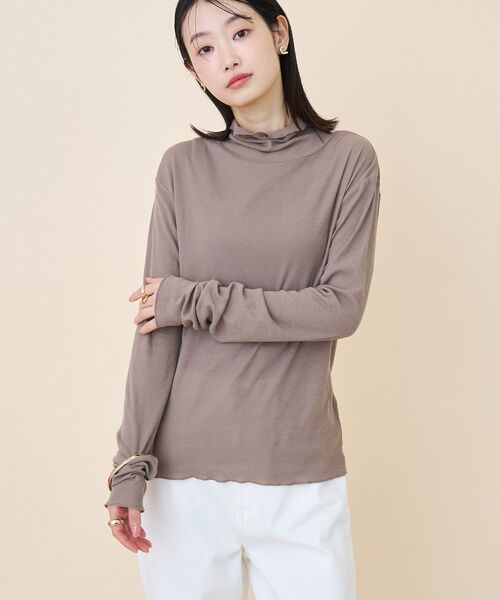 AMERICAN HOLIC(アメリカンホリック)の「シアーハイネックインナー(Tシャツ/カットソー・レディース・ブルー/オフホワイト/チャコールグレー/グレイッシュベージュ・L/M)」の3枚目の写真