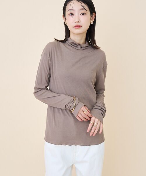 AMERICAN HOLIC(アメリカンホリック)の「シアーハイネックインナー(Tシャツ/カットソー・レディース・ブルー/オフホワイト/チャコールグレー/グレイッシュベージュ・L/M)」の6枚目の写真