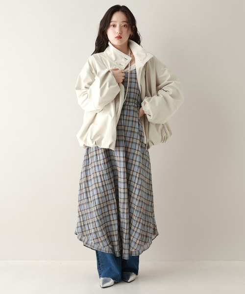 RAGEBLUE（レイジブルー）の「ツイルバルーンスタンドブルゾン（ブルゾン・レディース・ベージュ/ホワイト/ブラック・FREE）」の5枚目の写真