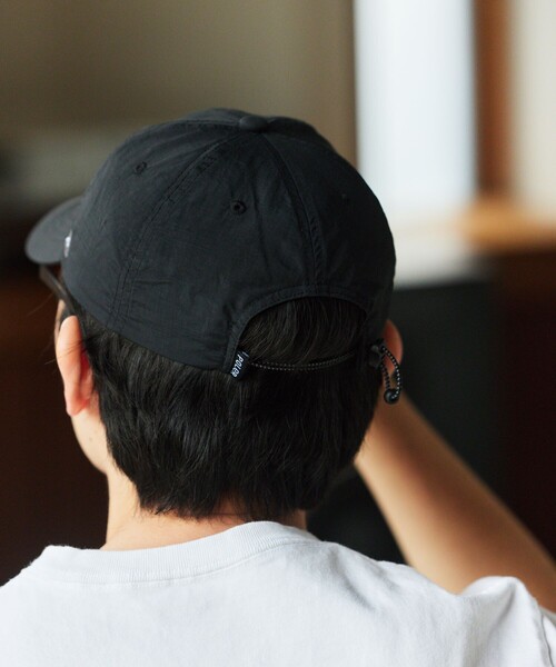 POLeR（ポーラー）の「POLeR × FREAK'S STORE/ポーラー × フリークスストア 別注 gradation logo cap グラデーションロゴ キャップ（キャップ・メンズ・ネイビー/ベージュ/ブラック・ONE SIZE）」の10枚目の写真