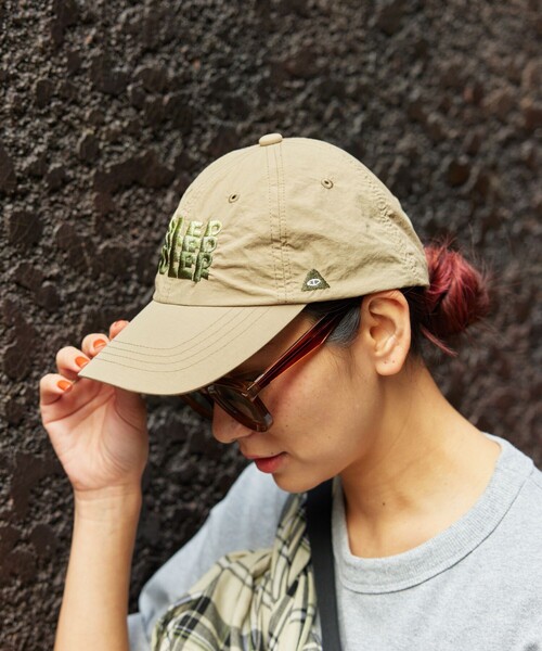 POLeR（ポーラー）の「POLeR × FREAK'S STORE/ポーラー × フリークスストア 別注 gradation logo cap グラデーションロゴ キャップ（キャップ・メンズ・ネイビー/ベージュ/ブラック・ONE SIZE）」の15枚目の写真