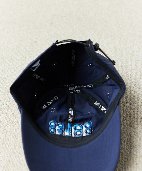 POLeR(ポーラー)の「POLeR × FREAK'S STORE/ポーラー × フリークスストア 別注 gradation logo cap グラデーションロゴ キャップ(キャップ・メンズ・ネイビー/ベージュ/ブラック・ONE SIZE)」の10枚目の写真