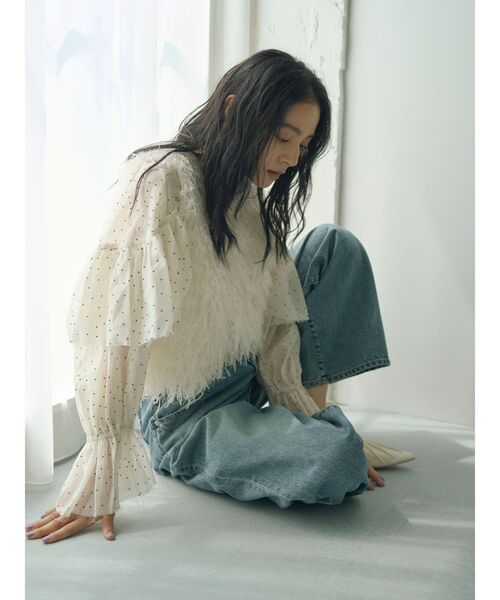 Ungrid(アングリッド)の「フリルデザインブラウス(シャツ/ブラウス・レディース・ブラック/アイボリー/その他1/オレンジ・FREE)」の1枚目の写真