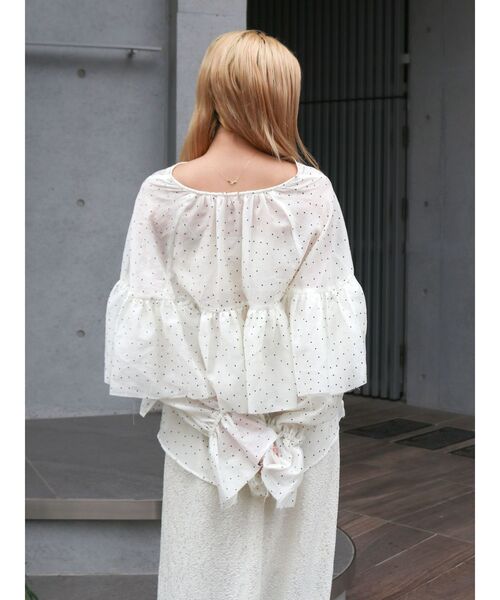 Ungrid(アングリッド)の「フリルデザインブラウス(シャツ/ブラウス・レディース・ブラック/アイボリー/その他1/オレンジ・FREE)」の8枚目の写真