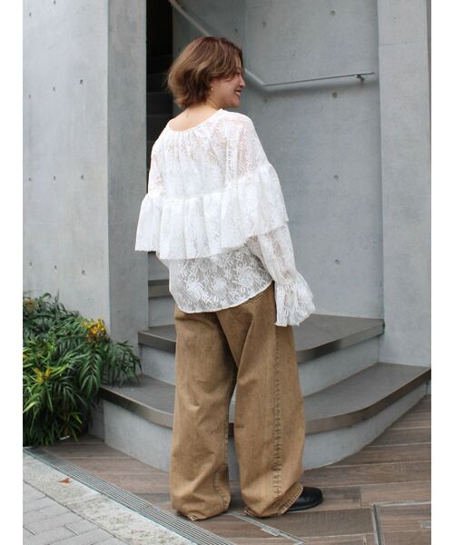 Ungrid(アングリッド)の「フリルデザインブラウス(シャツ/ブラウス・レディース・ブラック/アイボリー/その他1/オレンジ・FREE)」の15枚目の写真