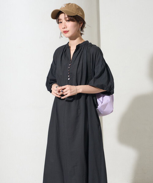 FREAK'S STORE(フリークスストア)の「限定展開 インド ボタン スキッパー 半袖ワンピース(ワンピース・レディース・ブルーグリーン/ブラック/オフホワイト/ブルー/ネイビー/オレンジ・MEDIUM/SMALL)」の7枚目の写真