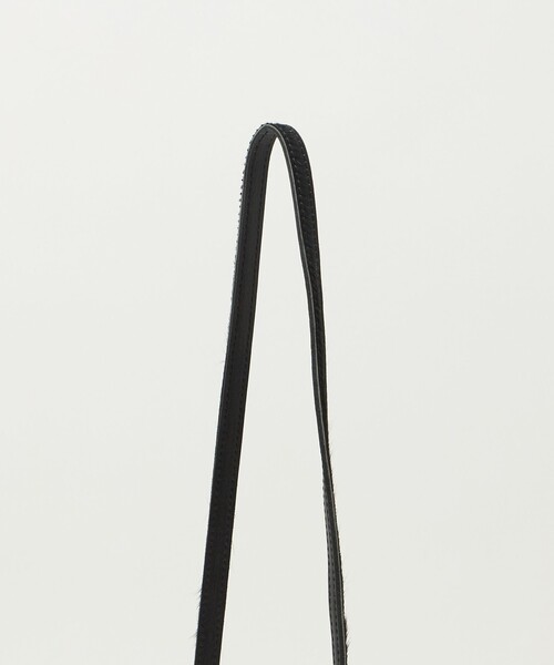 ATTISESSION(アティセッション)の「<ATTISESSION>ヘアレザー ミニ ショルダー バッグ(ショルダーバッグ・レディース・ブラック・FREE)」の9枚目の写真