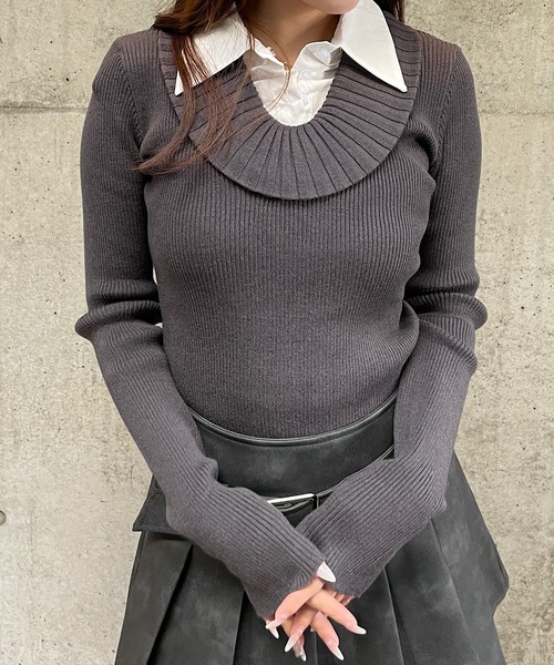 ROGER AND RAW(ロジャーアンドロウ)の「レイヤード風シャツ衿ニットトップス(ニット/セーター・レディース・ブラック/ベージュ/グレー・FREE)」の9枚目の写真