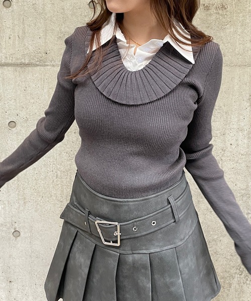 ROGER AND RAW(ロジャーアンドロウ)の「レイヤード風シャツ衿ニットトップス(ニット/セーター・レディース・ブラック/ベージュ/グレー・FREE)」の7枚目の写真