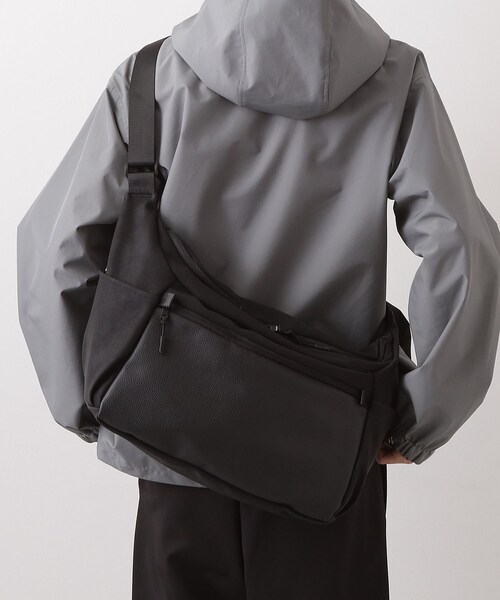 THE SHOP TK (ザ ショップ ティーケー )の「【TO GO SHEEP】BIGショルダーバッグ(ショルダーバッグ・メンズ・ナチュラル/ブラック・00)」の17枚目の写真