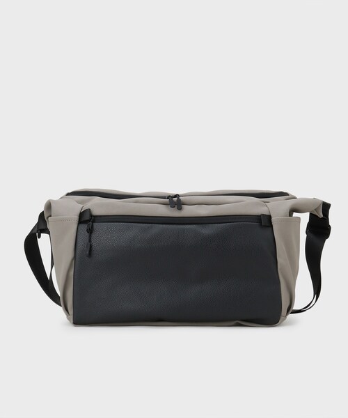 THE SHOP TK (ザ ショップ ティーケー )の「【TO GO SHEEP】BIGショルダーバッグ(ショルダーバッグ・メンズ・ナチュラル/ブラック・00)」の4枚目の写真