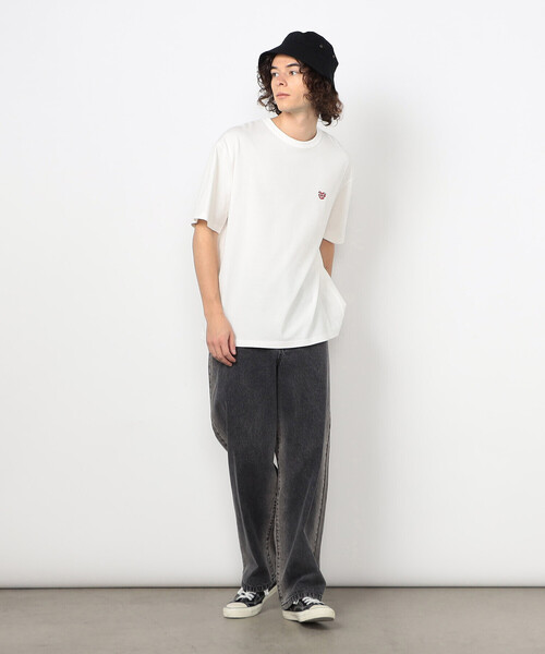 Purple&Yellow（パープルアンドイエロー）の「ハートロゴ刺繍 半袖Tシャツ（Tシャツ/カットソー・メンズ・ホワイト/ブラック・MEDIUM/LARGE）」の4枚目の写真