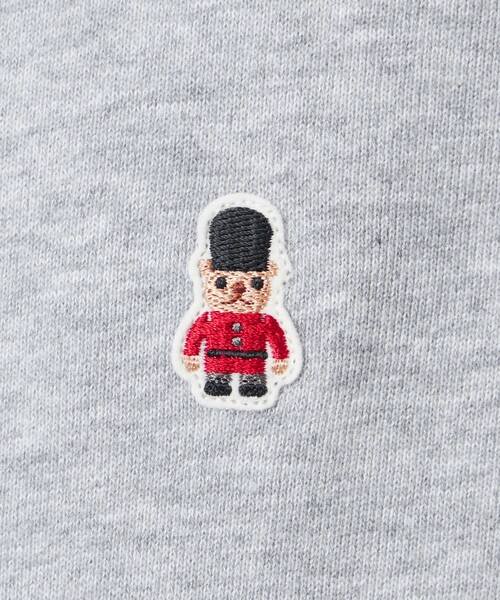 MACKINTOSH PHILOSOPHY（ﾏｯｷﾝﾄｯｼｭ ﾌｨﾛｿﾌｨｰ）の「【WEB&一部店舗限定】バッキンガムベア 10オンス裏パイル ワンポイントフーデッドパーカー（パーカー・メンズ・ベージュ系その他3/ブルー系その他3/グレー系その他2/ダークネイビー・42/40/38）」の11枚目の写真