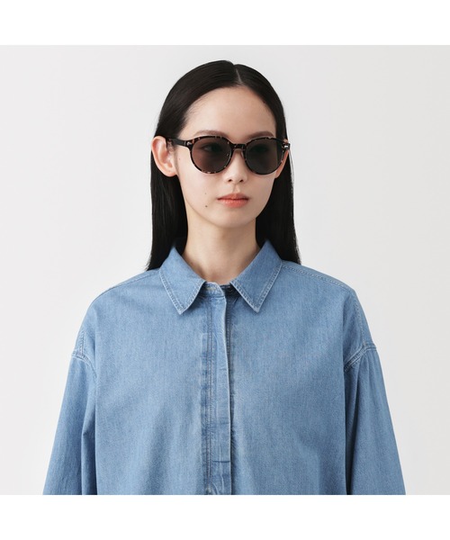 無印良品(ムジルシリョウヒン)の「UV400 ラージボストン型 サングラス(サングラス・レディース・ブラック/ピンク/ブラウン/グレー・FREE)」の3枚目の写真