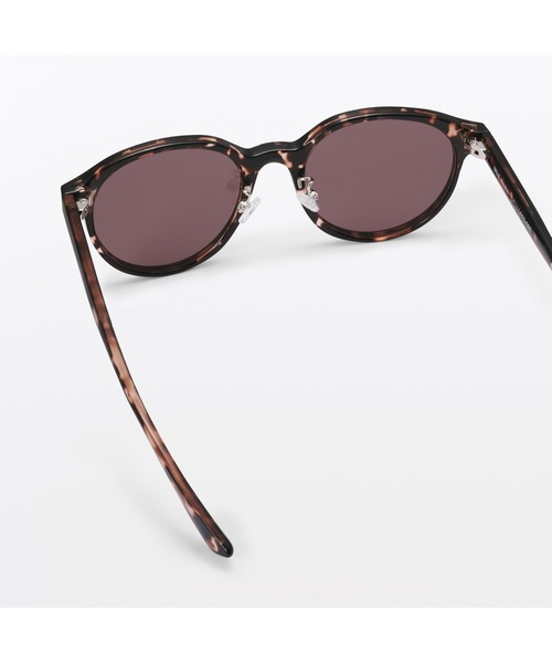 無印良品(ムジルシリョウヒン)の「UV400 ラージボストン型 サングラス(サングラス・レディース・ブラック/ピンク/ブラウン/グレー・FREE)」の8枚目の写真