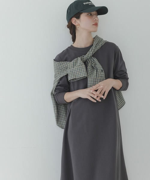 URBAN RESEARCH Sonny Label（アーバンリサーチサニーレーベル）の「『WEB限定』裏毛Aラインワンピース（ワンピース・レディース・チャコールグレー/ブラック・FREE）」の4枚目の写真