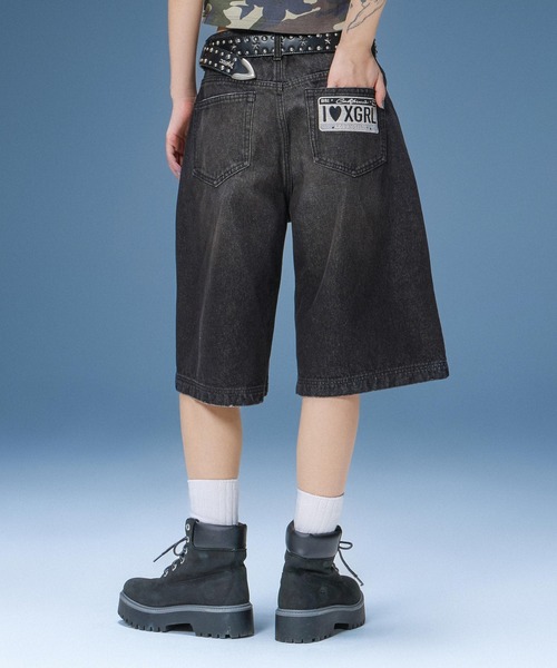X-girl(エックスガール)の「WAXED DENIM SHORTS(デニムパンツ・レディース・ブラック/ライトインディゴブルー・S/M)」の2枚目の写真