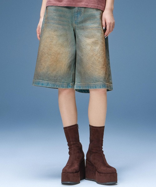 X-girl(エックスガール)の「WAXED DENIM SHORTS(デニムパンツ・レディース・ブラック/ライトインディゴブルー・S/M)」の3枚目の写真