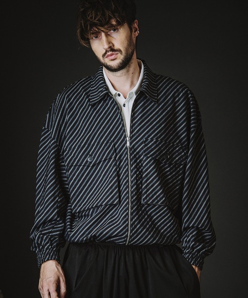 NO ID.(ノーアイディ)の「mj11424-WポケットZIP-BLZ ジップブルゾン(858006-424B)(ブルゾン・メンズ・ブラック/ストライプ・ONE SIZE)」の9枚目の写真