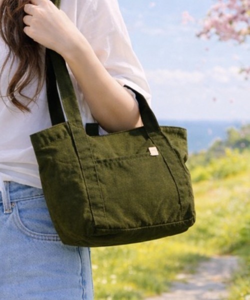 EARTH MADE（アースメイド）の「NYLON TOTE /S（トートバッグ・レディース・カモフラージュ/グレー/カーキ・FREE）」の3枚目の写真