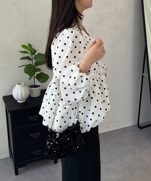 prose verse（プロズヴェール）の「ドットパフスリーブVネックバルーンペプラムブラウス（シャツ/ブラウス・レディース・ブラック/オフホワイト・MEDIUM/LARGE）」の10枚目の写真