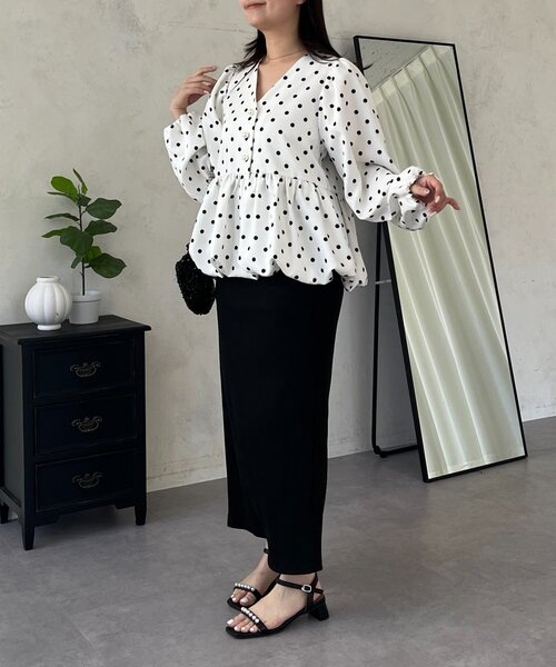 prose verse（プロズヴェール）の「ドットパフスリーブVネックバルーンペプラムブラウス（シャツ/ブラウス・レディース・ブラック/オフホワイト・MEDIUM/LARGE）」の13枚目の写真