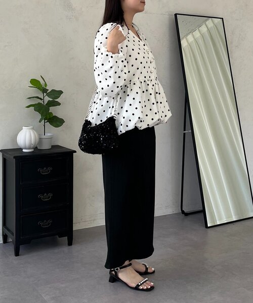 prose verse（プロズヴェール）の「ドットパフスリーブVネックバルーンペプラムブラウス（シャツ/ブラウス・レディース・ブラック/オフホワイト・MEDIUM/LARGE）」の16枚目の写真