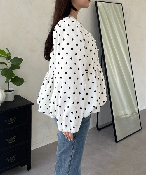 prose verse（プロズヴェール）の「ドットパフスリーブVネックバルーンペプラムブラウス（シャツ/ブラウス・レディース・ブラック/オフホワイト・MEDIUM/LARGE）」の19枚目の写真