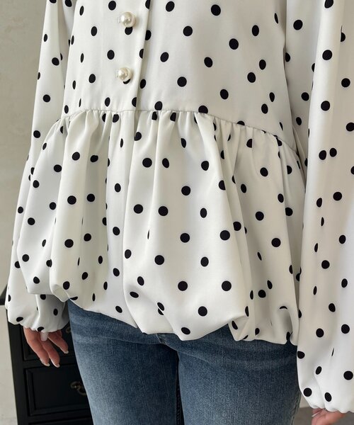 prose verse（プロズヴェール）の「ドットパフスリーブVネックバルーンペプラムブラウス（シャツ/ブラウス・レディース・ブラック/オフホワイト・MEDIUM/LARGE）」の22枚目の写真