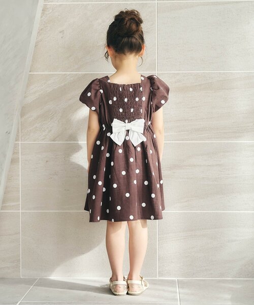 apres les cours（アプレレクール）の「パフスリーブバックリボンワンピース（ワンピース・キッズ・ブラウン/アイボリー・80/140/130/120/110/100/90）」の9枚目の写真