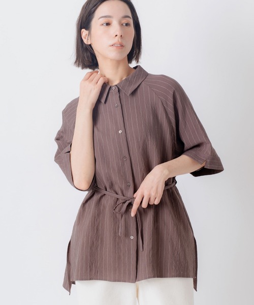 Kelen(ケレン)の「「KELEN / ケレン」リネン混ピンストライプシャツ(シャツ/ブラウス・レディース・ブラウン/ナチュラル/ネイビー・S/M)」の2枚目の写真