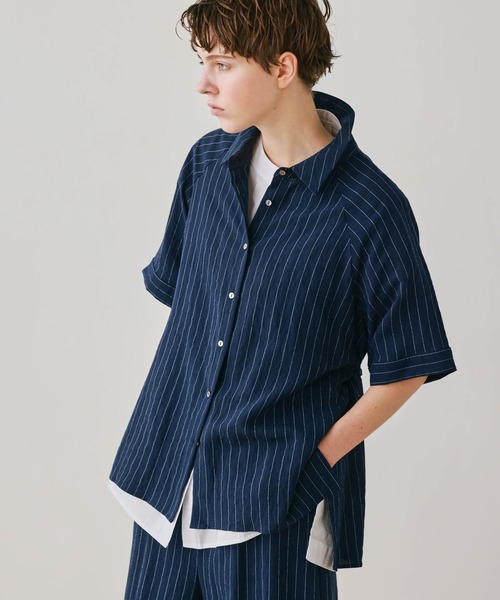 Kelen(ケレン)の「「KELEN / ケレン」リネン混ピンストライプシャツ(シャツ/ブラウス・レディース・ブラウン/ナチュラル/ネイビー・S/M)」の7枚目の写真
