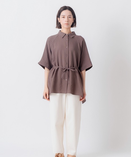 Kelen(ケレン)の「「KELEN / ケレン」リネン混ピンストライプシャツ(シャツ/ブラウス・レディース・ブラウン/ナチュラル/ネイビー・S/M)」の17枚目の写真