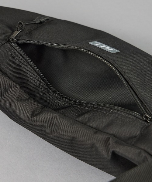 MEI（メイ）の「【 MEI / メイ 】BASIC BOTTOM LINE / ベーシックボトムライン（ボディバッグ/ウエストポーチ・レディース・ブラック/その他1/その他2/その他3/ブラウン・FREE）」の8枚目の写真