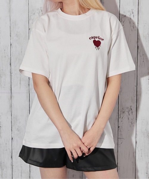GORGE(ゴージ)の「《ワンポイントハート刺繍》Tシャツ/カジュアル×Y2K/春夏/全4色(Tシャツ/カットソー・レディース・オフホワイト/ピンク/ブラック/オートミール・F)」の1枚目の写真