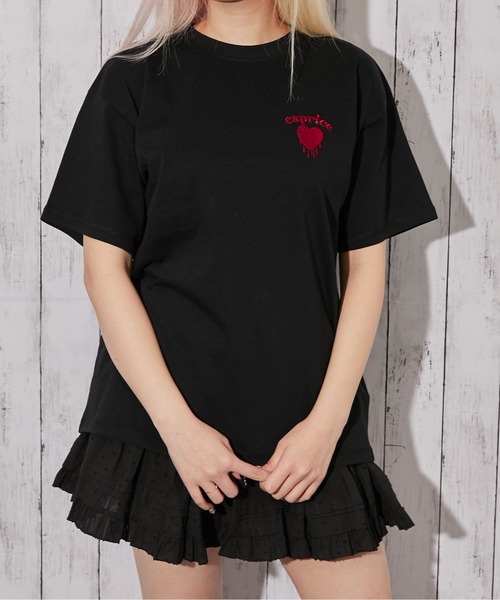 GORGE(ゴージ)の「《ワンポイントハート刺繍》Tシャツ/カジュアル×Y2K/春夏/全4色(Tシャツ/カットソー・レディース・オフホワイト/ピンク/ブラック/オートミール・F)」の2枚目の写真