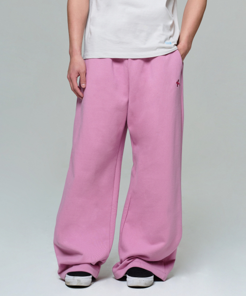 ERA(エラ)の「UNISEX ERA HEAVY SWEATPANTS - RED BEAN(スウェットパンツ・レディース・レッド・LARGE/MEDIUM/SMALL)」の9枚目の写真