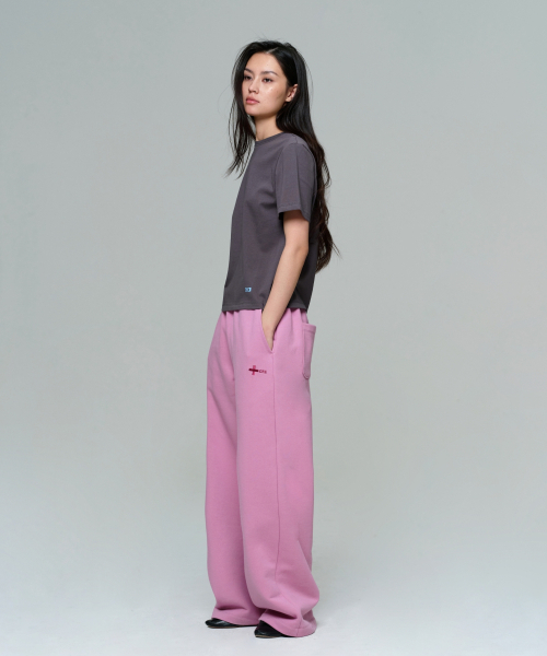 ERA(エラ)の「UNISEX ERA HEAVY SWEATPANTS - RED BEAN(スウェットパンツ・レディース・レッド・LARGE/MEDIUM/SMALL)」の8枚目の写真